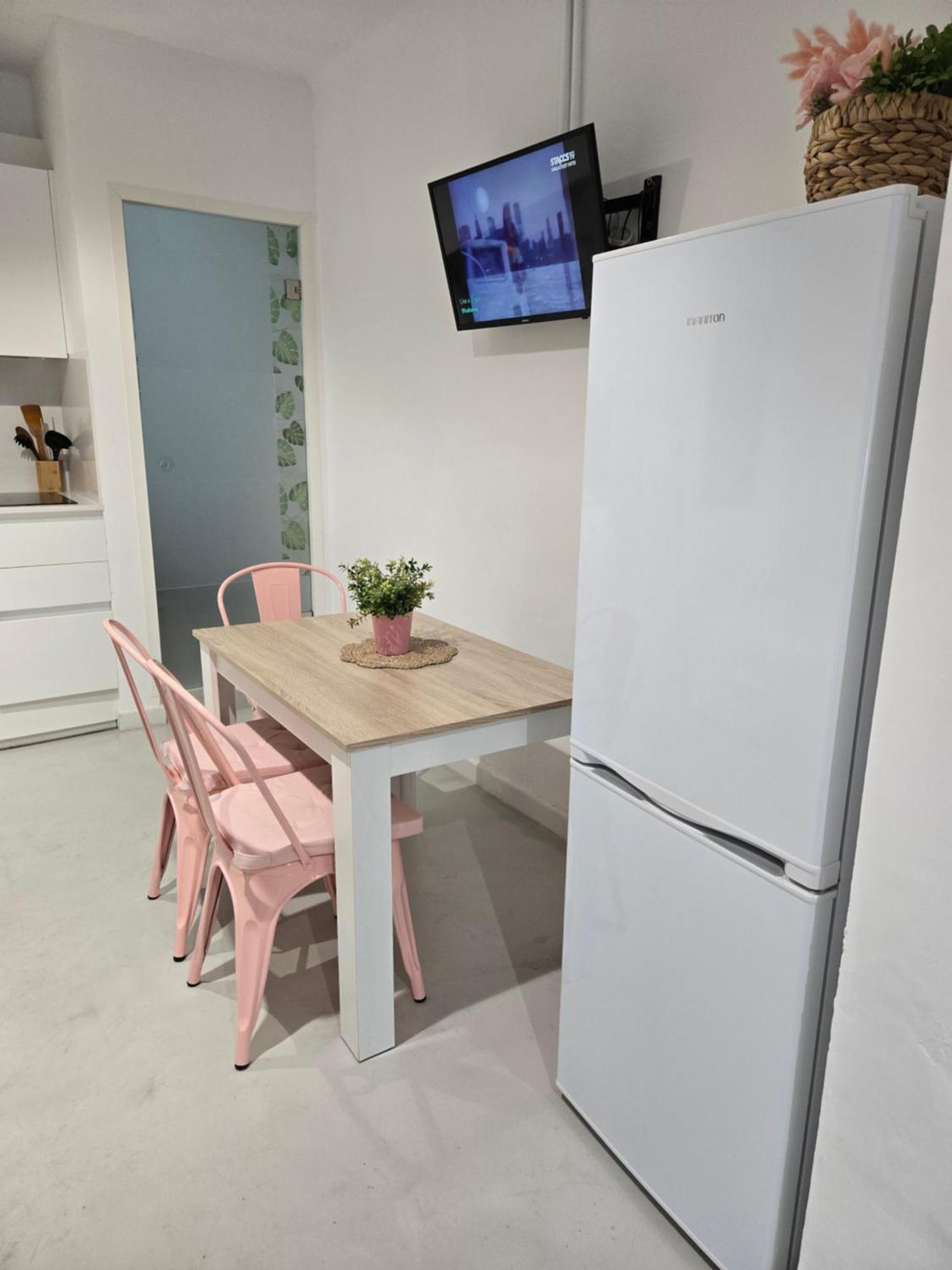 Little Love Hospitalet De L'Infant Exterior photo