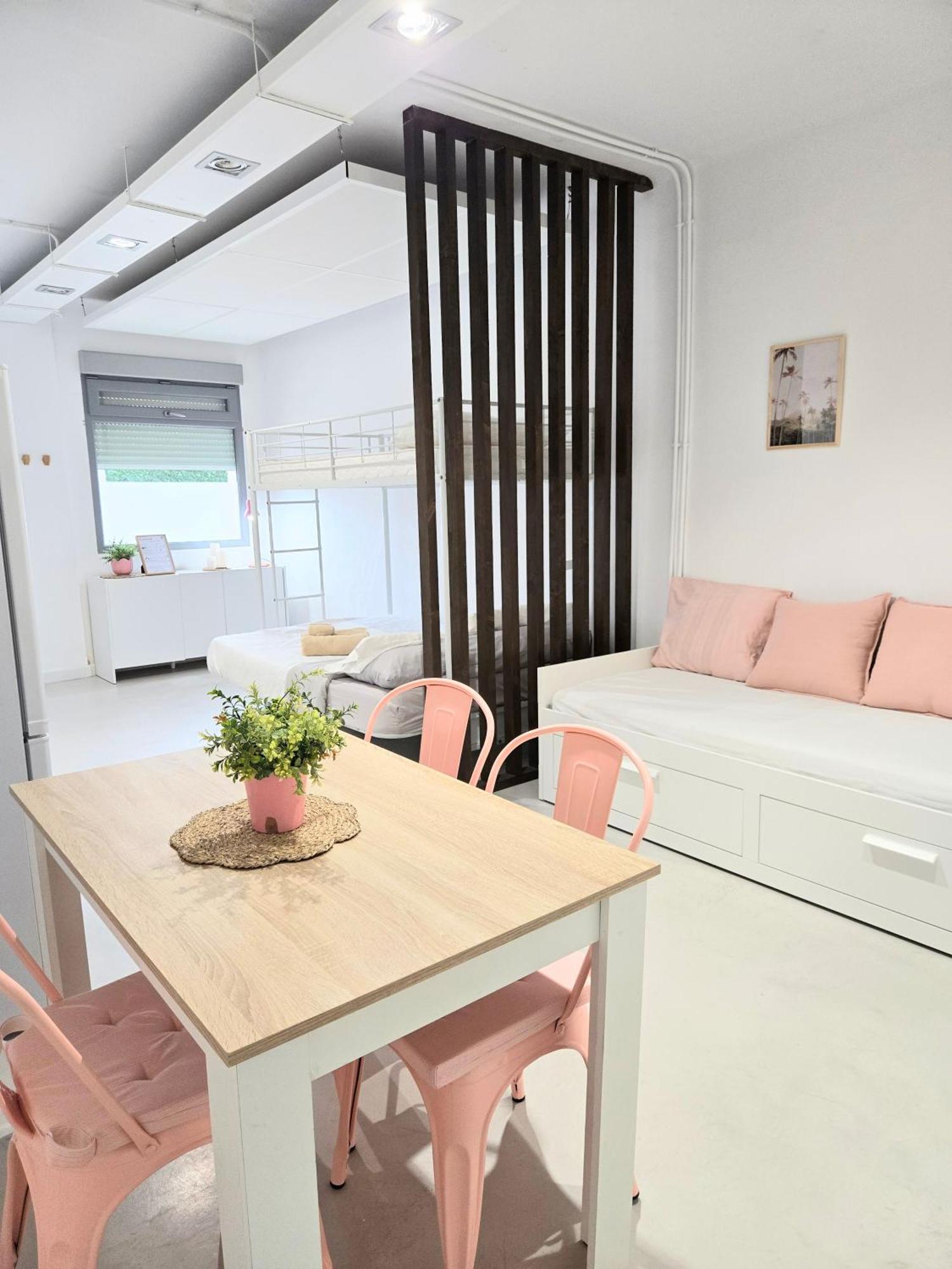 Little Love Hospitalet De L'Infant Exterior photo