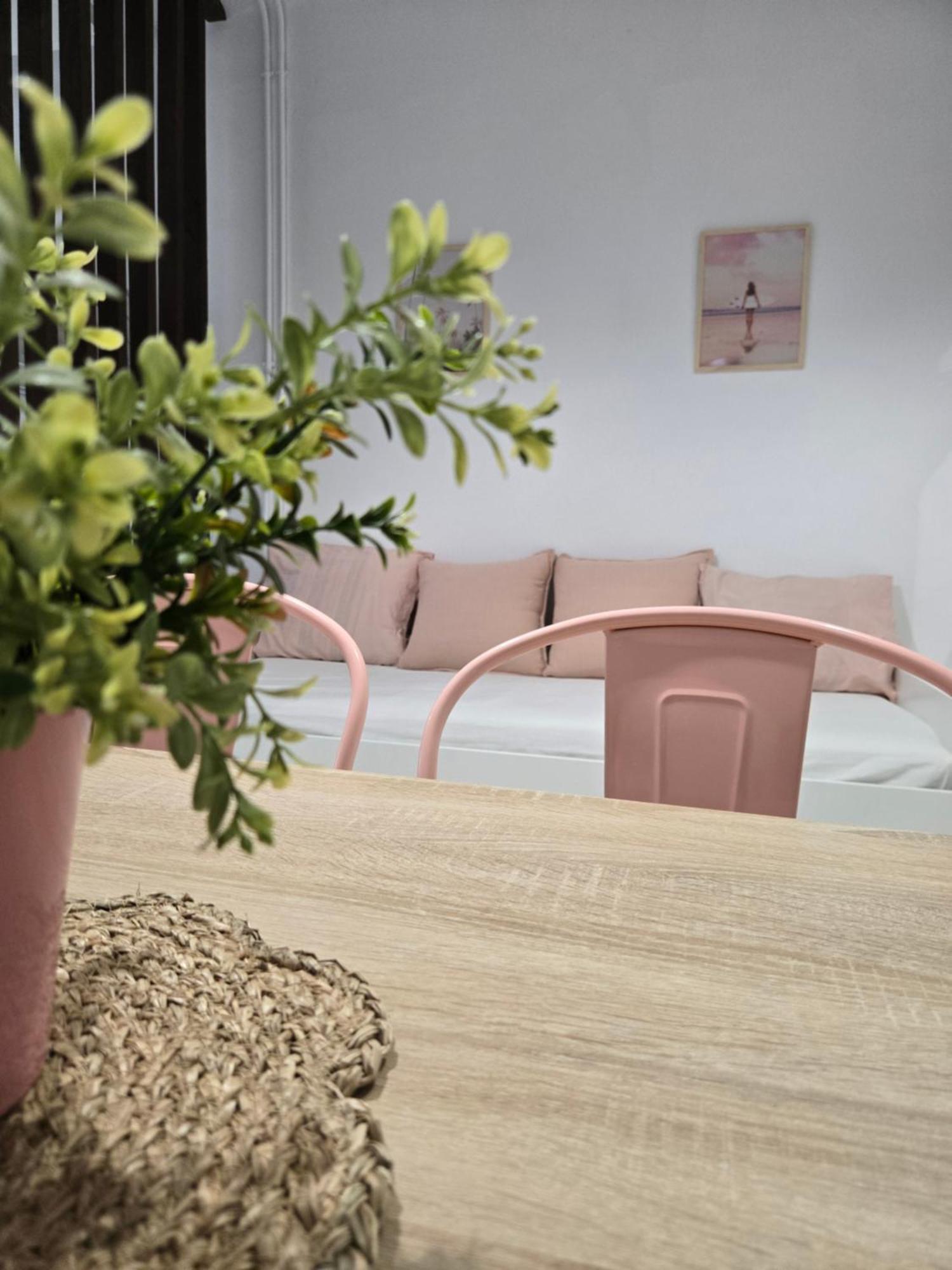 Little Love Hospitalet De L'Infant Exterior photo